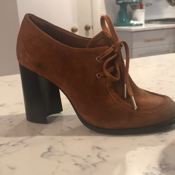 Clarks chukka style heels “cass” - Picture 3 of 6